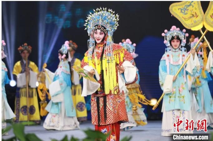 圖為，漢劇《貴妃醉酒》演出現(xiàn)場 武漢文旅局供圖