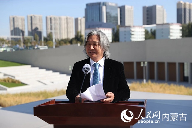 全國政協(xié)副秘書長、民盟中央專職副主席、中國美術(shù)館館長、中國城市雕塑家協(xié)會主席吳為山開幕致辭。王劭凱攝