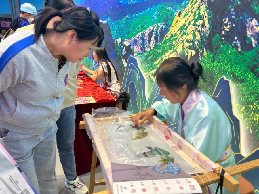 1695573402208316.jpeg WechatIMG49.jpeg