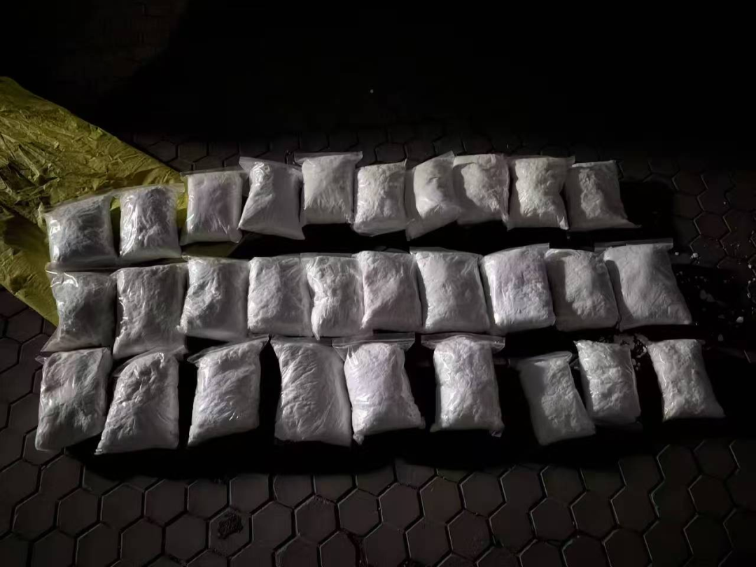 1742543958927765.png 640 (1).png