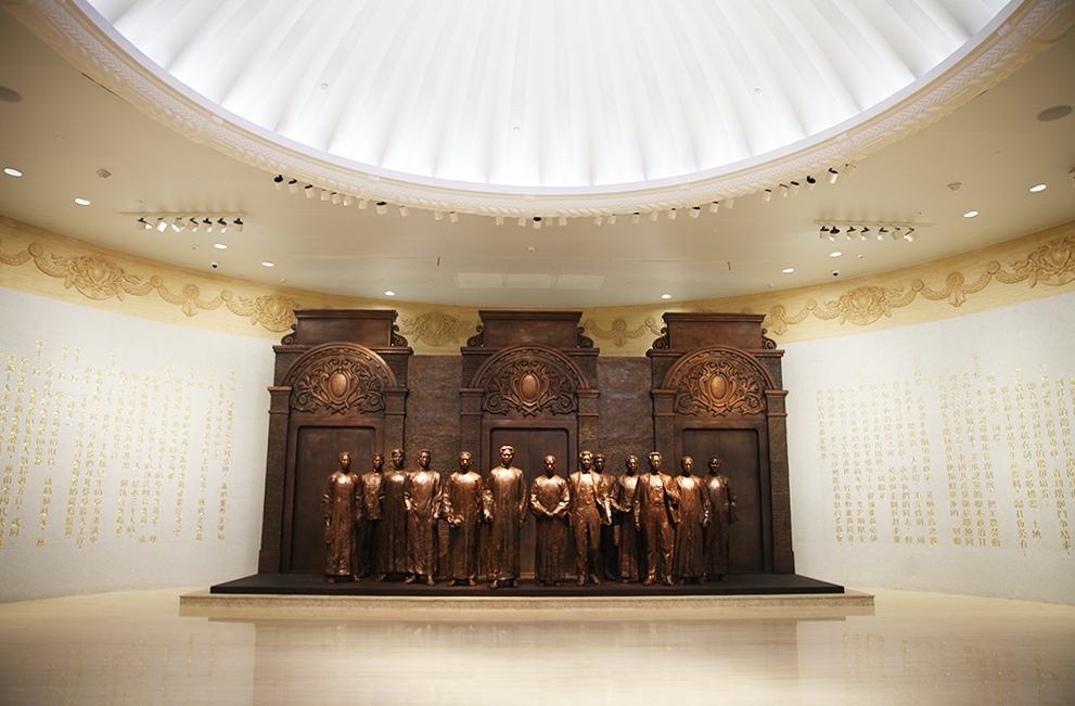 中共一大紀(jì)念館序廳。人民網(wǎng)記者 楊文全攝