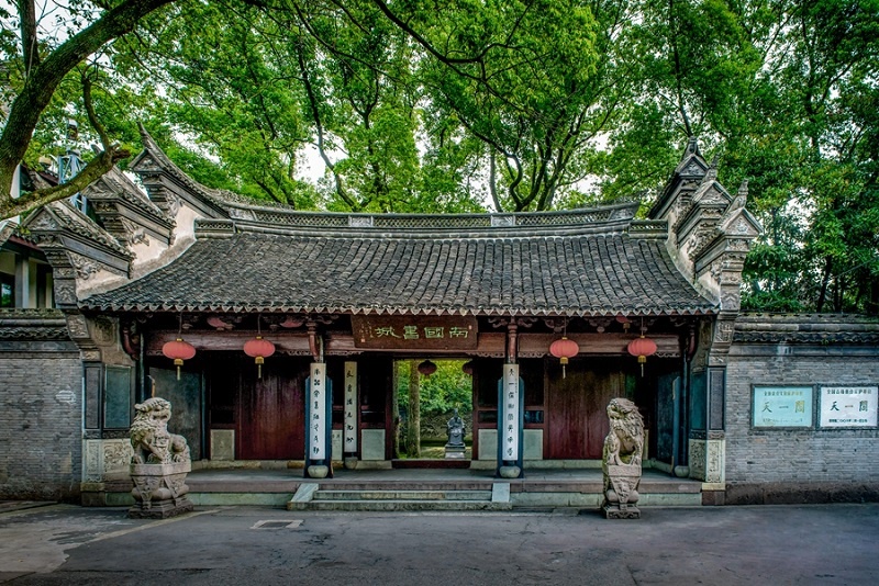 天一閣正門(mén)。 天一閣博物院供圖