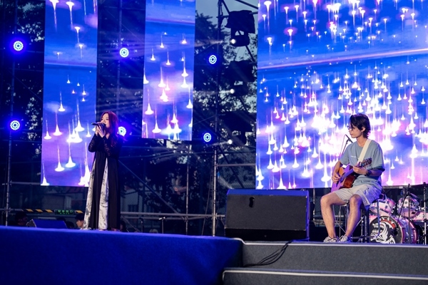歌會(huì)現(xiàn)場(chǎng)。人民網(wǎng)記者 翁奇羽攝