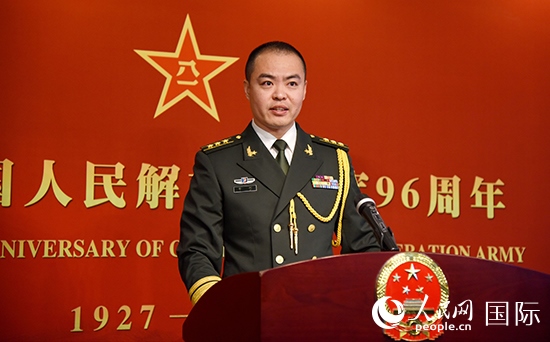 中國駐瑞典大使館李珂副武官致辭。人民網記者 殷淼攝