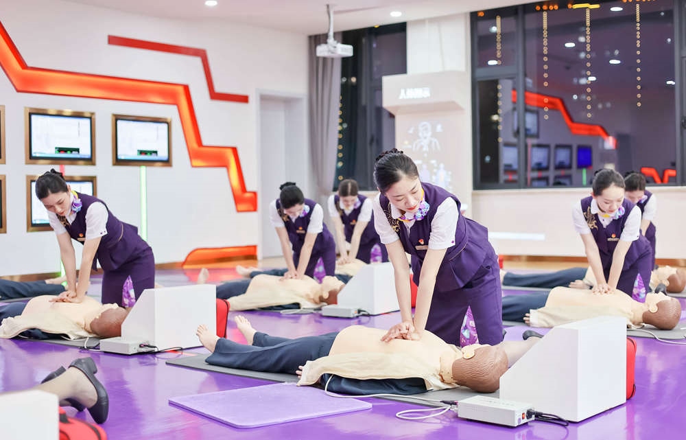 救護(hù)知識培訓(xùn)。