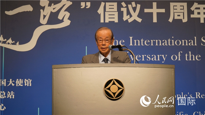 日本前首相福田康夫致辭。人民網(wǎng) 蔣曉辰攝