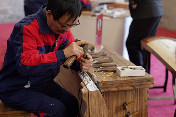 蘭考古箏制作展示。中央音樂學(xué)院供圖