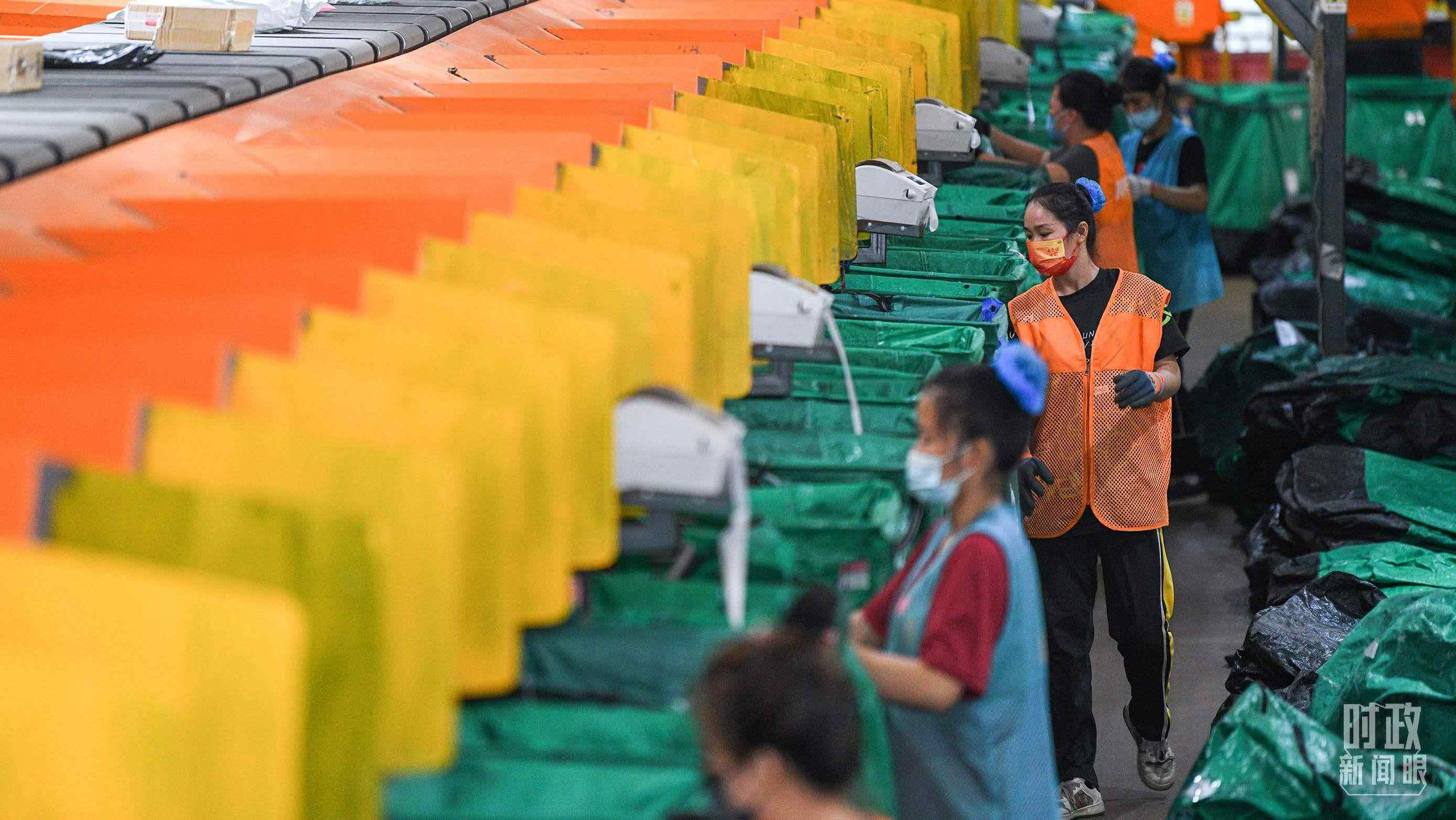 △今年“雙11”當(dāng)天全國快遞業(yè)務(wù)量達6.39億件。