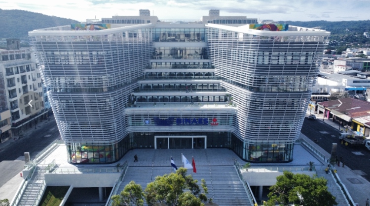 圖為中國(guó)援建薩爾瓦多國(guó)家圖書館實(shí)景。 圖片由中國(guó)援薩爾瓦多國(guó)家圖書館項(xiàng)目施工技術(shù)組提供