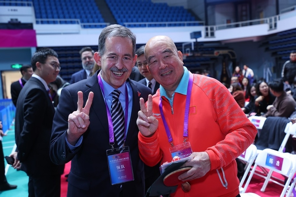 資訊有故事︱美國(guó)弗吉尼亞大學(xué)乒乓球代表團(tuán)訪華：重走乒乓路 一起向未來(lái)