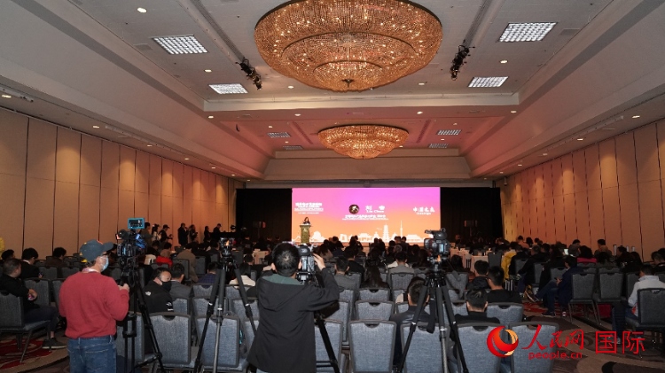 “中國之夜暨消費電子發(fā)展論壇”現(xiàn)場。人民網(wǎng)記者 鄧圩攝