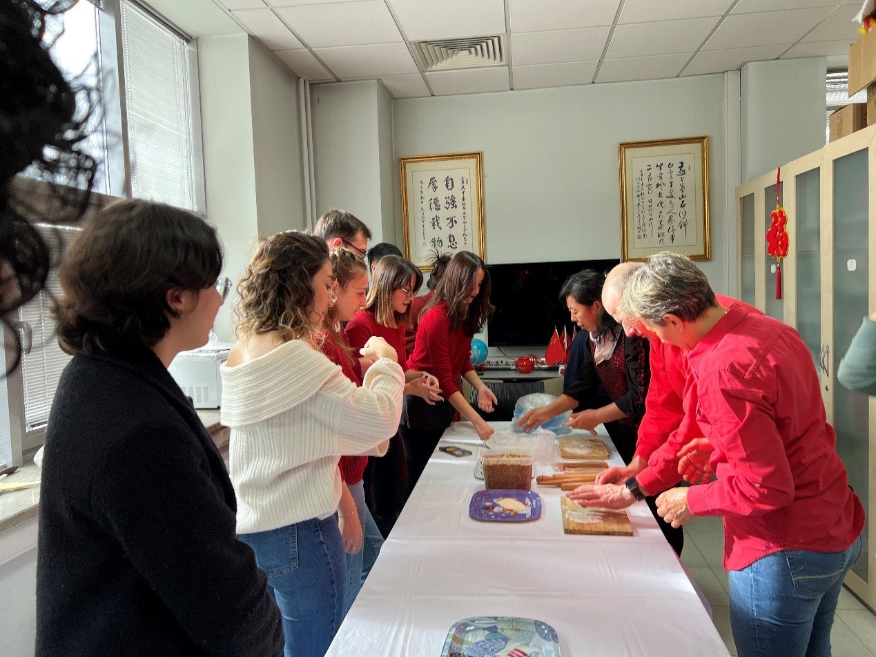 餃子工作坊現(xiàn)場(chǎng)。中東技術(shù)大學(xué)孔院供圖