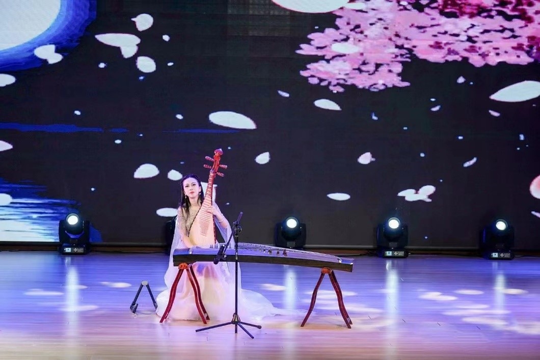 聯(lián)歡晚會(huì)現(xiàn)場(chǎng)。（主辦方供圖）