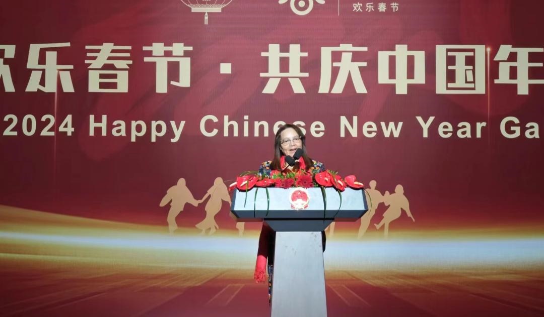 南非旅游部長德利萊女士致辭。中國駐南非大使館供圖