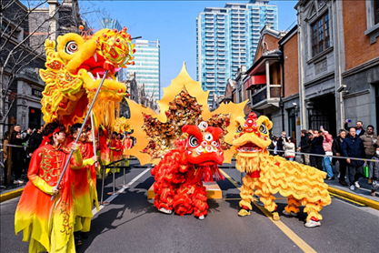2024年2月10日，上海張園舉辦舞龍舞獅活動，為市民和游客獻上一場視覺盛宴。