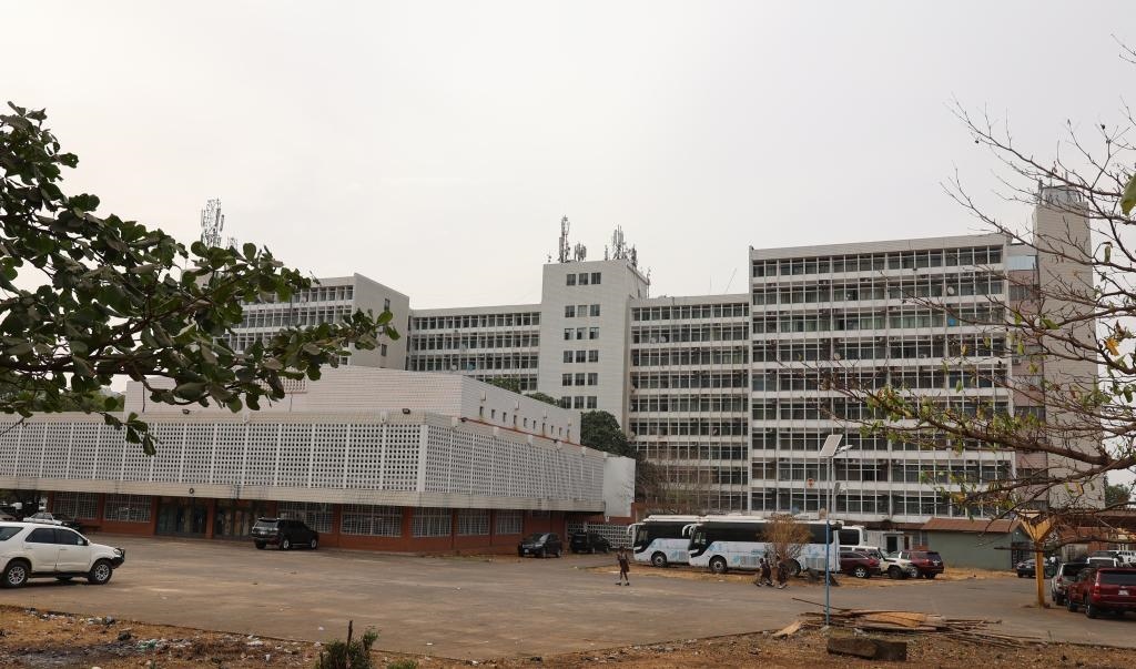 中塞友誼大廈。