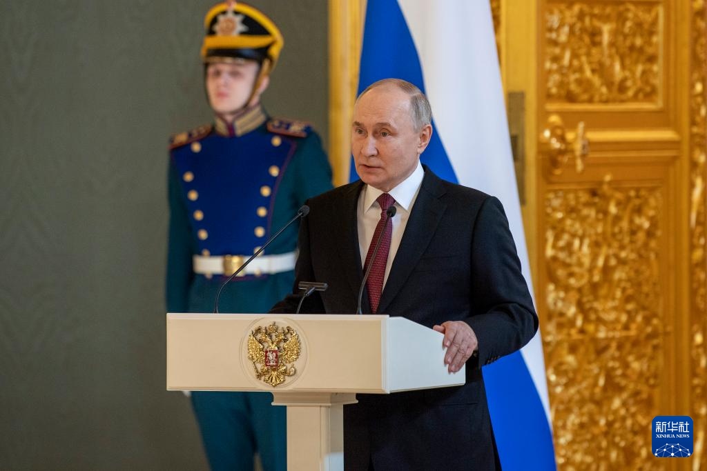 3月20日，俄羅斯總統(tǒng)普京在莫斯科克里姆林宮與其競選團隊代表舉行見面會。新華社記者 曹陽 攝