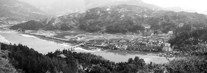 搬遷前的景寧外舍村。供圖 共享聯(lián)盟·景寧