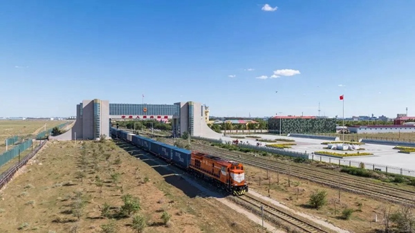 全國鐵路實行新的貨物列車運行圖。國鐵集團供圖