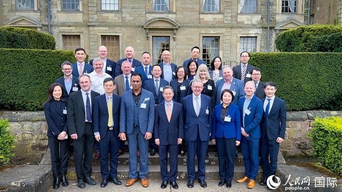 論壇嘉賓合影。人民網(wǎng) 郭錦標(biāo)攝