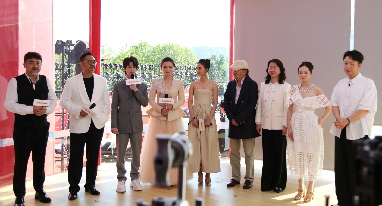 “品牌助力電影”公益直播活動現(xiàn)場。主辦方供圖