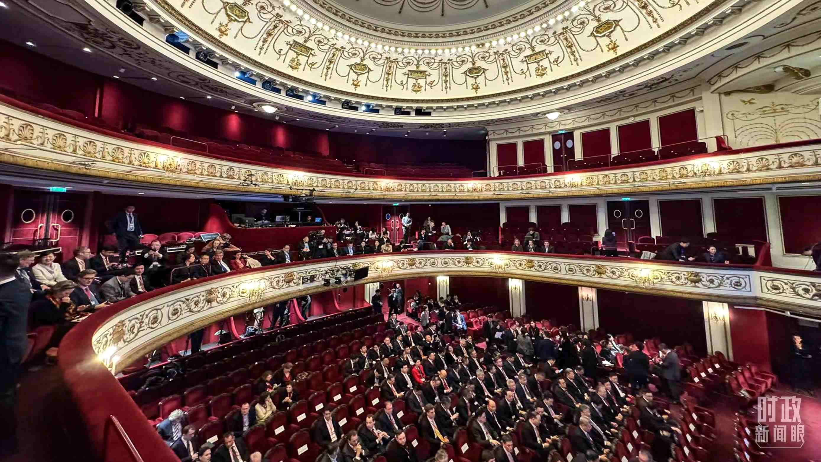 △馬里尼劇院。（總臺(tái)央視記者蔣碩拍攝）