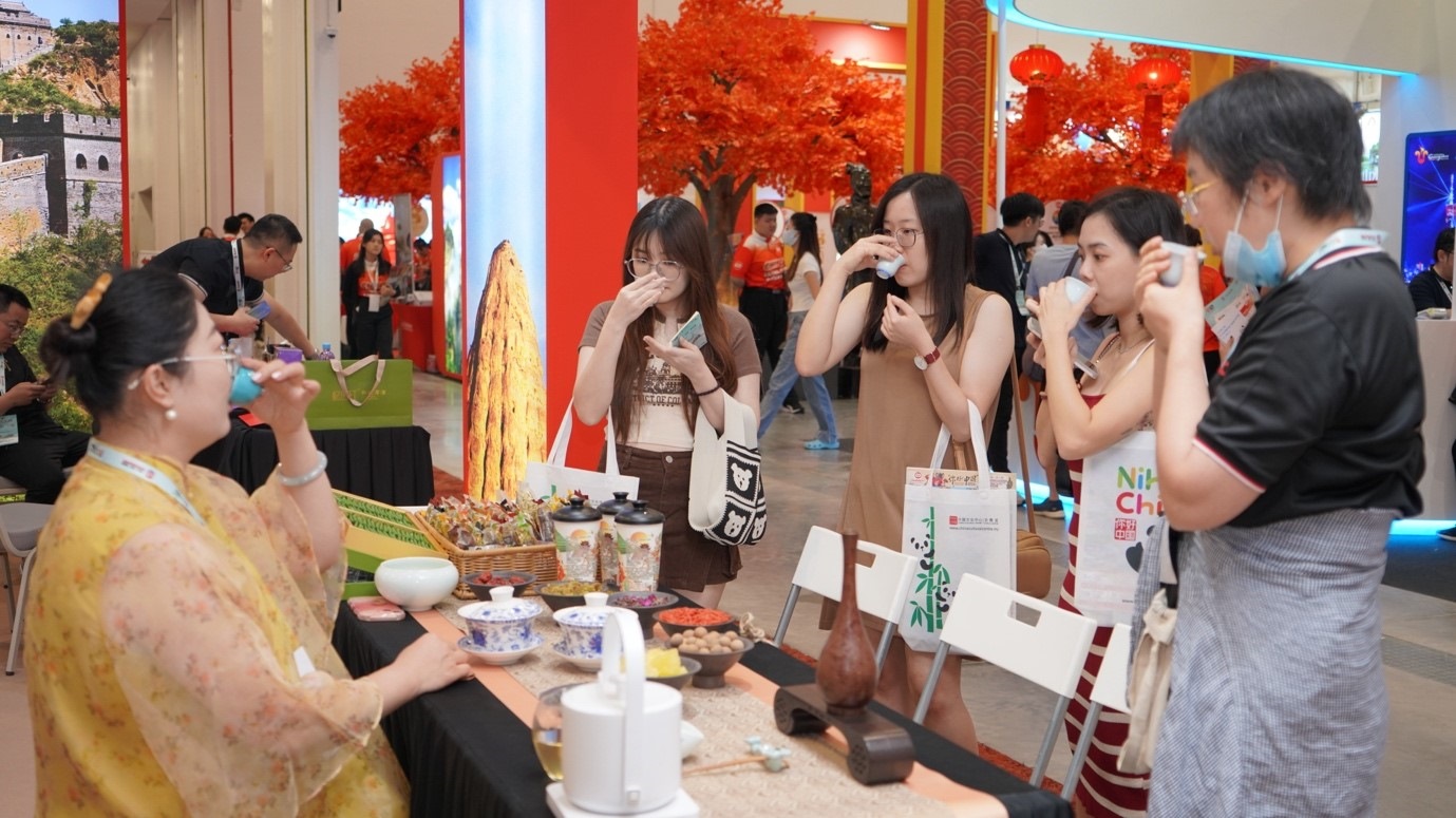 寧夏非遺八寶茶互動展示。 吉隆坡中國文化中心供圖