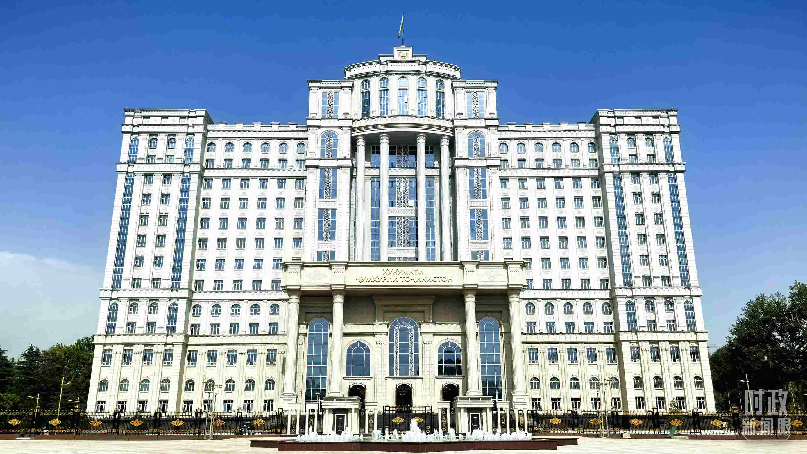 △中方援建塔政府大樓。（總臺央視記者鄂介甫拍攝）