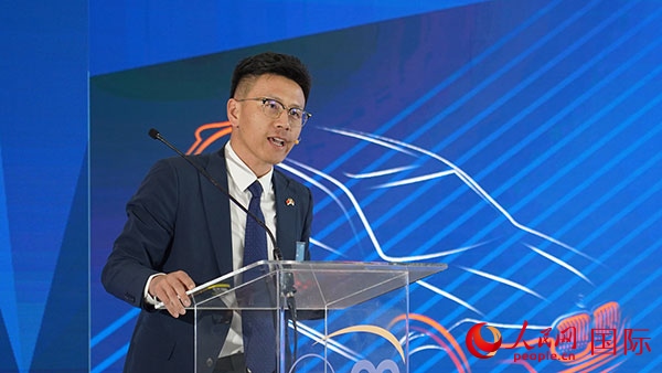 延鋒彼歐南非公司總經(jīng)理張?chǎng)沃罗o。人民網(wǎng) 張茜攝