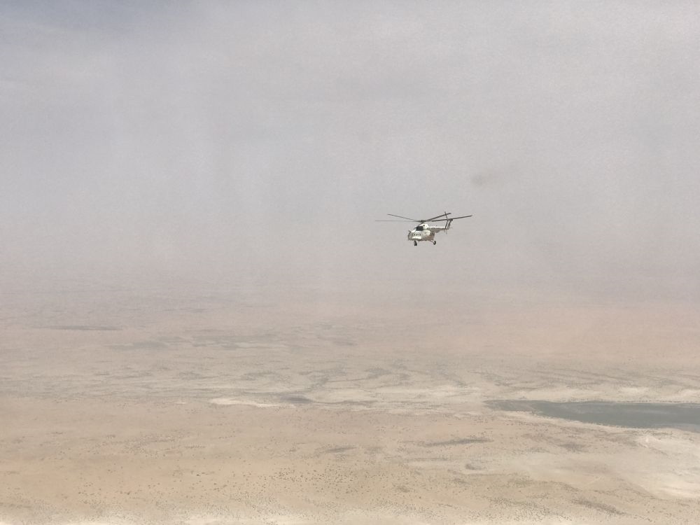 2017年8月8日，中國(guó)首支維和直升機(jī)分隊(duì)直升機(jī)飛行在蘇丹達(dá)爾富爾任務(wù)區(qū)上空。