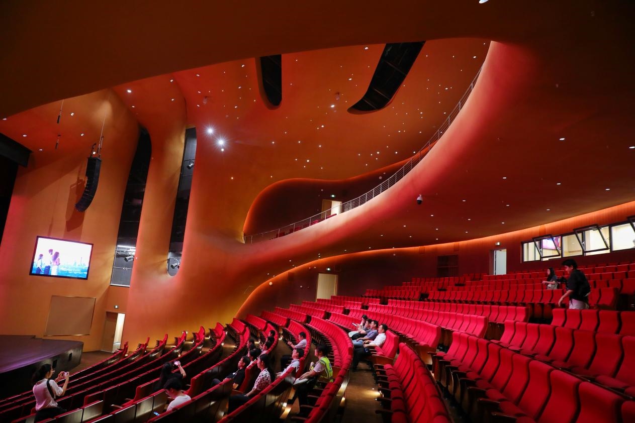 劇場內(nèi)部空間?！吨袊?jīng)濟(jì)周刊》記者 肖翊攝