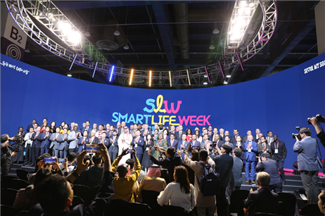 “智慧生活周”博覽會上展出的低空飛行器。人民網(wǎng)記者 莽九晨攝