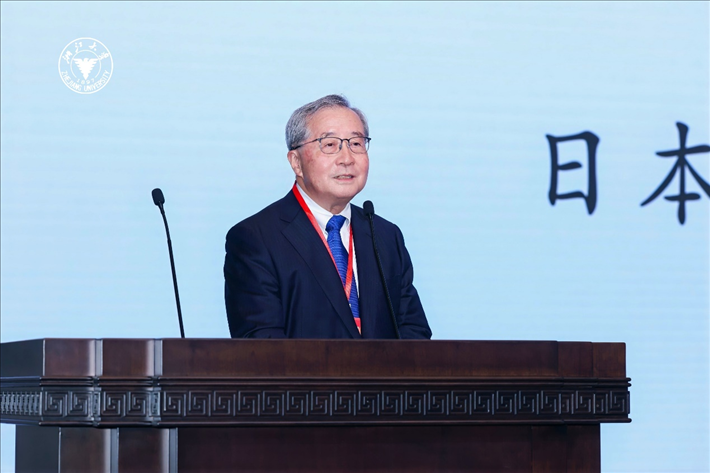 日本財團理事長尾形武壽在閉幕式上致辭。浙江大學供圖