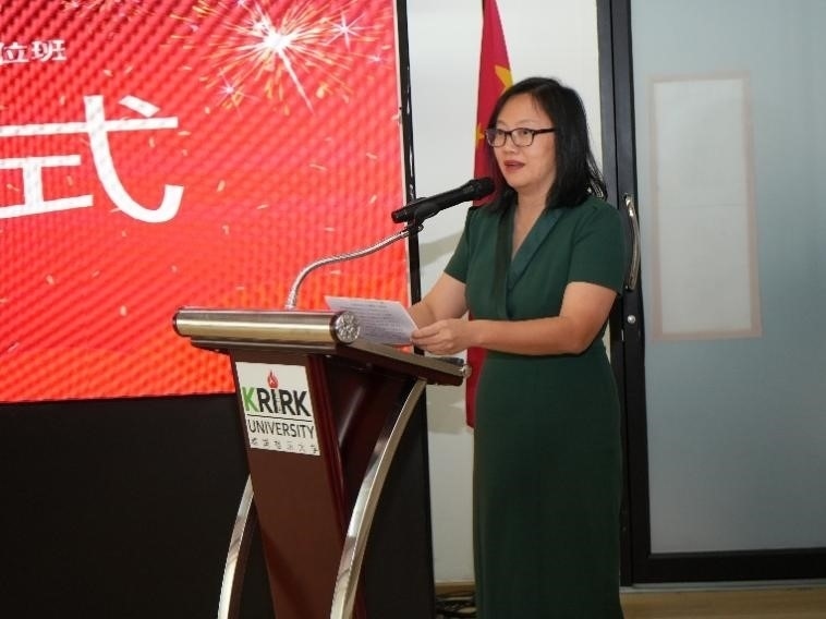 泰國(guó)華文教師公會(huì)主席羅鐵英致辭。主辦方供圖