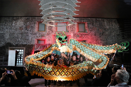 墨西哥華人社團的舞龍舞獅表演。主辦方供圖