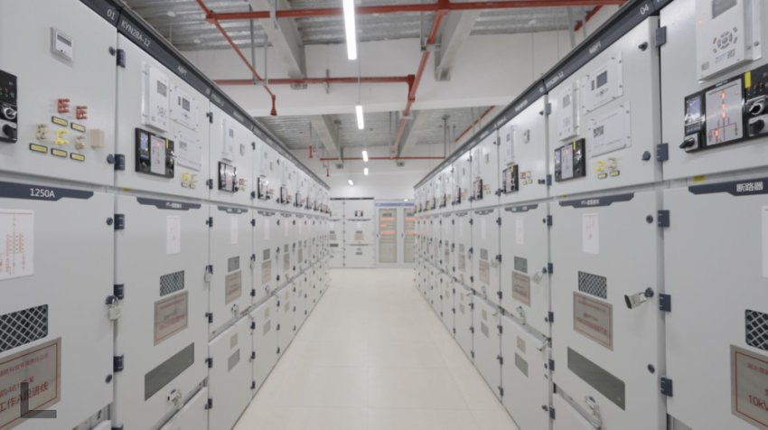 300兆瓦壓氣儲能示范工程高壓配電室。受訪者供圖