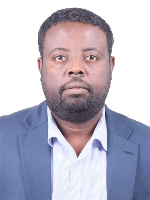 圖為埃塞俄比亞亞的斯亞貝巴大學(xué)政策研究員巴盧·德米西。受訪者供圖