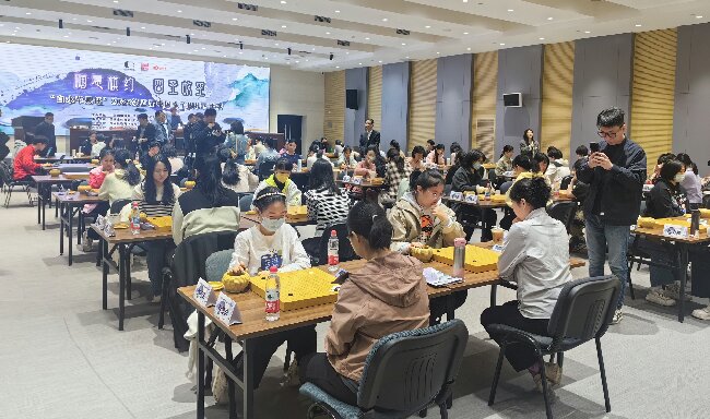 比賽現(xiàn)場(chǎng)。人民網(wǎng)記者 李乃妍攝