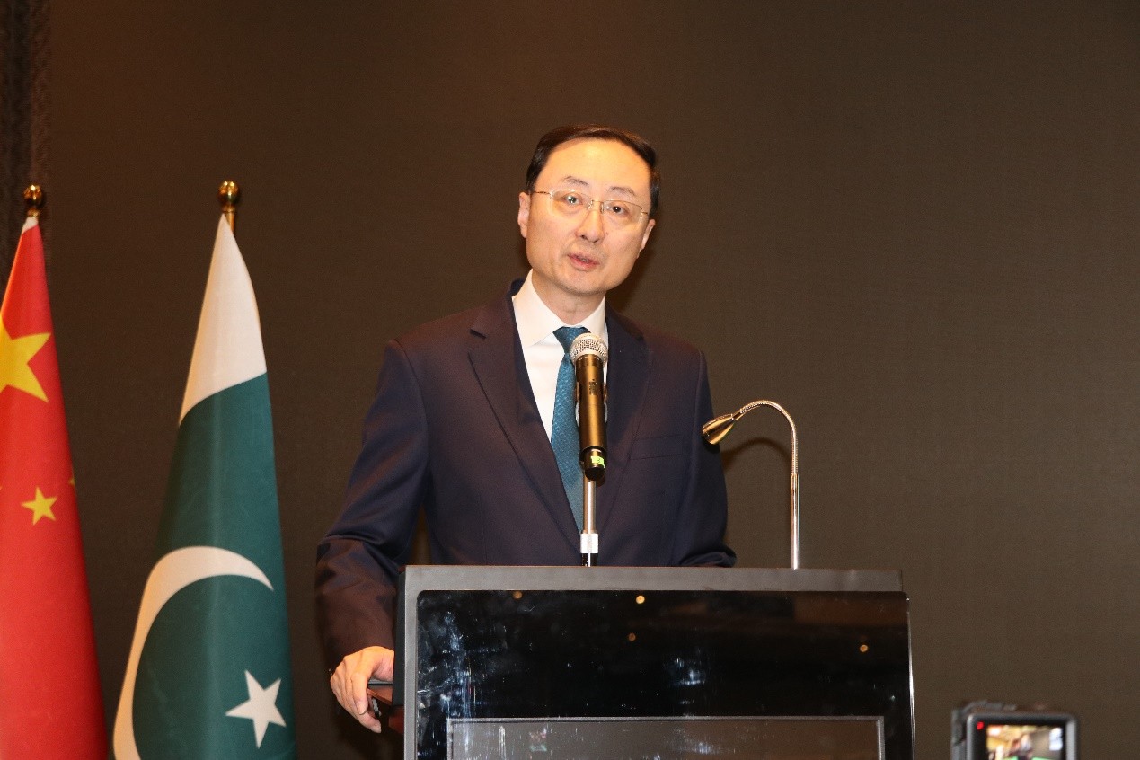 外交部副部長孫衛(wèi)東致辭。巴基斯坦駐華大使館供圖