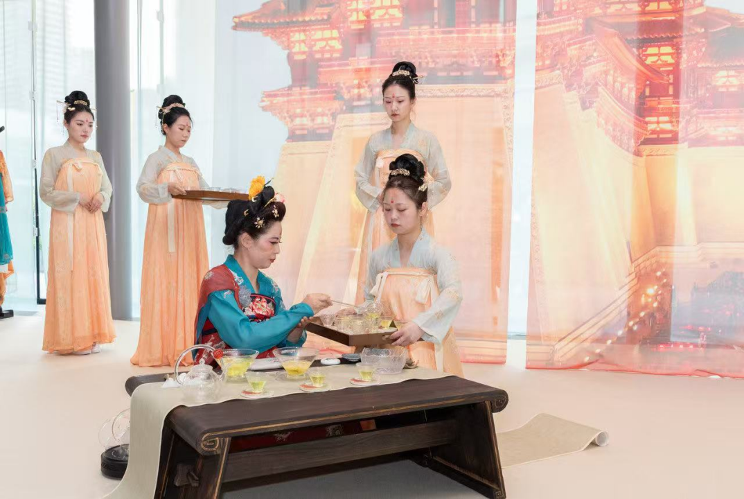 牡丹迎賓茶。中國駐大阪旅游辦事處供圖